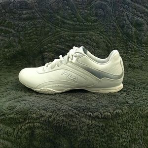 Fila shoes  size 8 white with silver